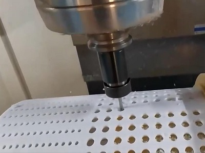 How to machining arc groove for alumina ceramic plate parts