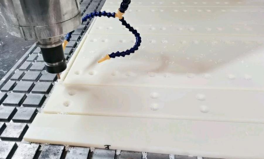 dry forming process of zirconia ceramics
